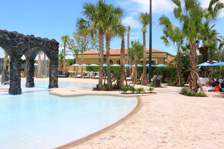 10 Best Waterpark Resorts in Florida - Travels Canvas